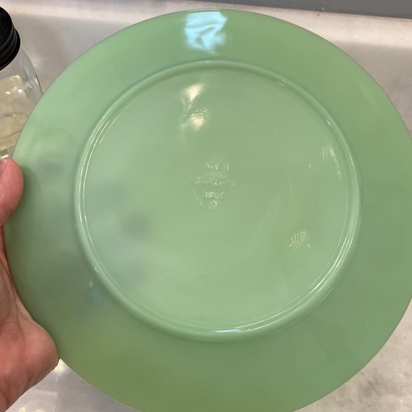 Fire King Jane Ray Jadeite Set of 3 dinner plates -9 1/8inch - Picture 10 of 14